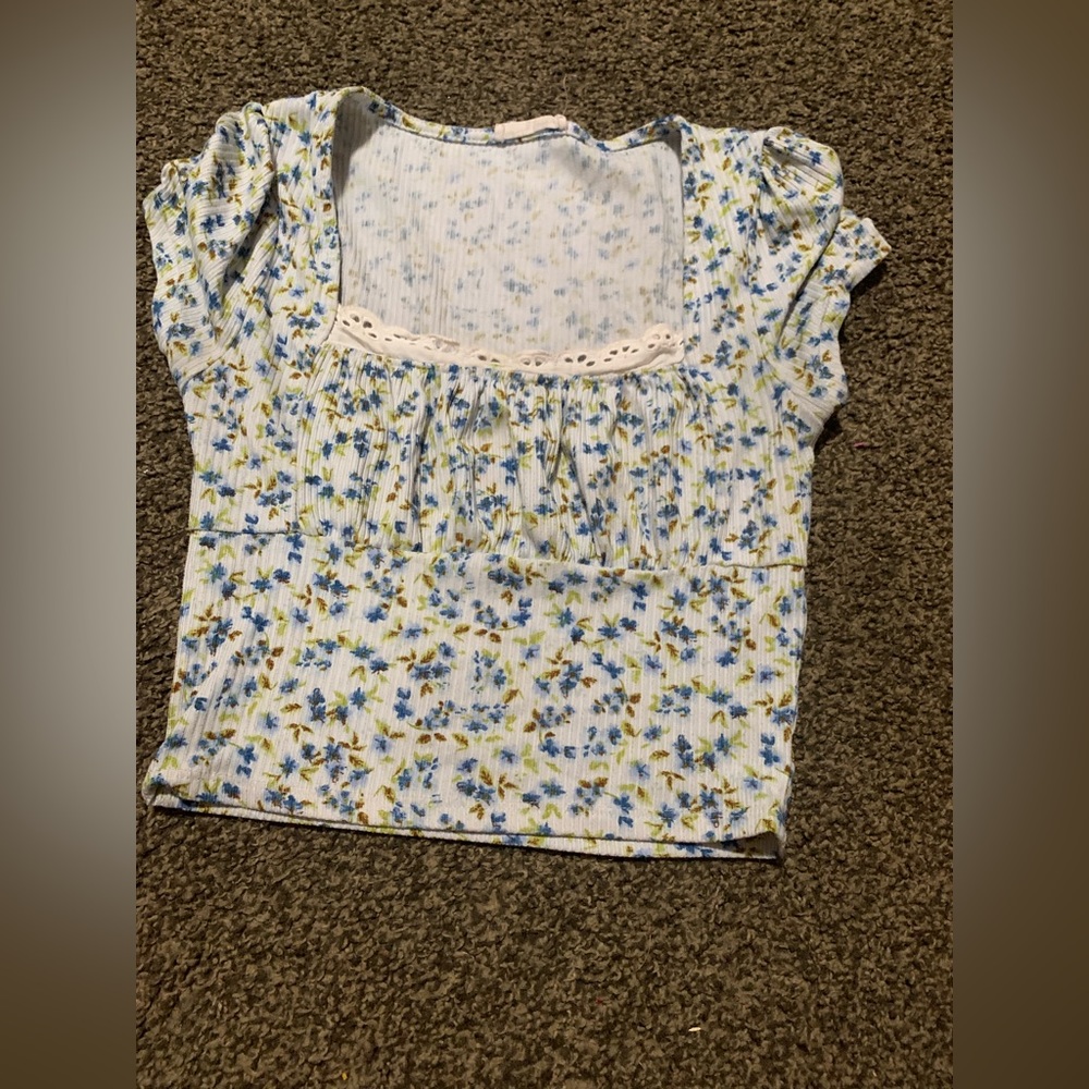 Crop top
